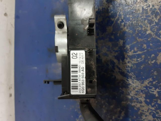 bontott VW POLO IV Komplett Kormánykapcsoló (Bajuszkapcsoló)