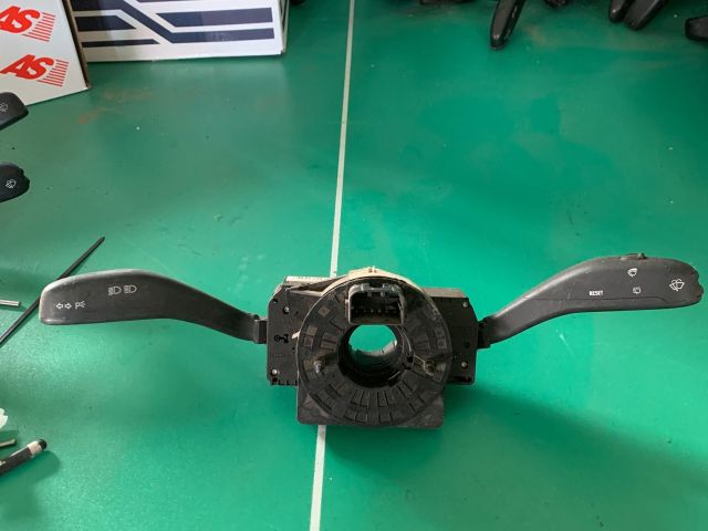 bontott VW POLO IV Komplett Kormánykapcsoló (Bajuszkapcsoló)