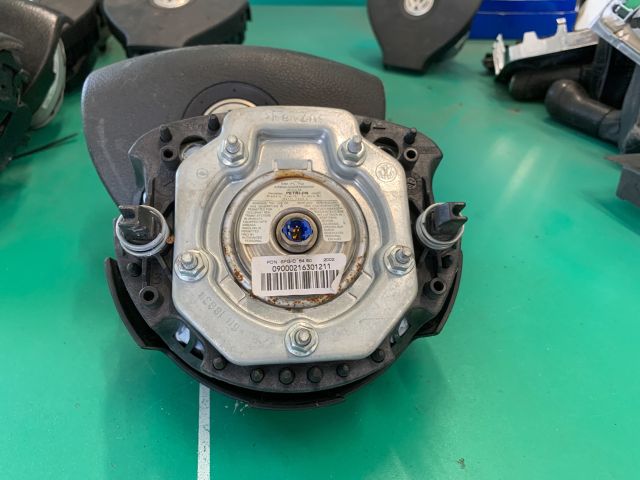 bontott VW POLO IV Kormánylégzsák