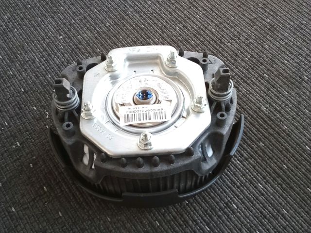 bontott VW POLO IV Kormánylégzsák