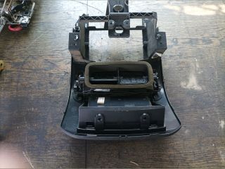 bontott VW POLO IV Középkonzol Keret