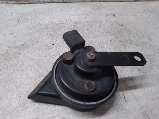 bontott VW POLO IV Kürt