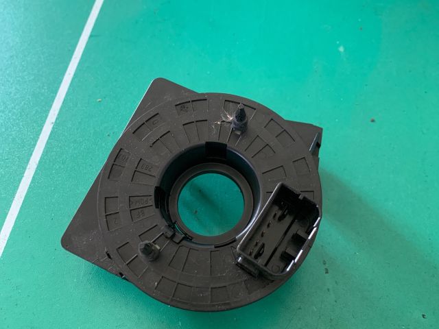 bontott VW POLO IV Légzsák Átvezető Szalagkábel