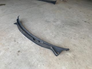 bontott VW POLO IV Levélrács