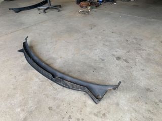 bontott VW POLO IV Levélrács