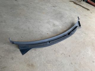 bontott VW POLO IV Levélrács