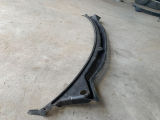 bontott VW POLO IV Levélrács