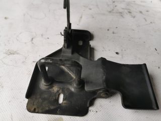 bontott VW POLO IV Motorháztető Biztonsági Kampó