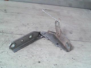 bontott VW POLO IV Motorháztető Jobb Zsanér