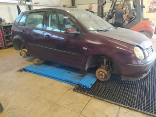 bontott VW POLO IV Motorháztető Nyitó Bowden