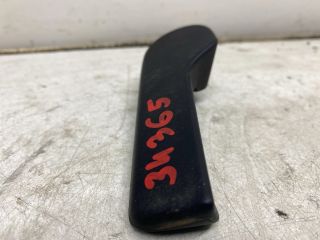 bontott VW POLO IV Motorháztető Nyitó Kar / Gomb