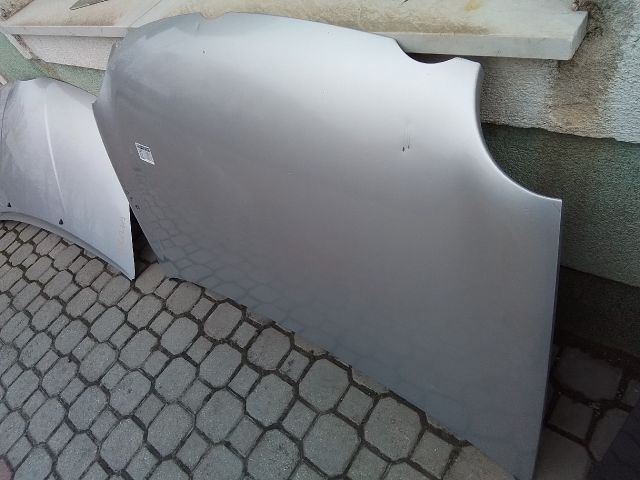 bontott VW POLO IV Motorháztető Szigetelés