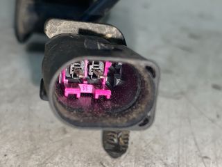 bontott VW POLO IV Motorháztető Zárszerkezet