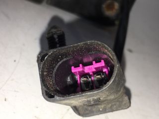 bontott VW POLO IV Motorháztető Zárszerkezet