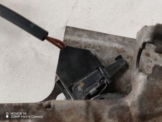 bontott VW POLO IV Motorháztető Zárszerkezet