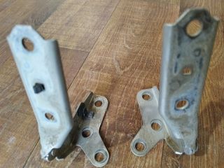 bontott VW POLO IV Motorháztető Zsanér Pár