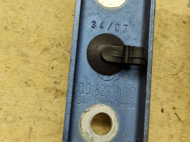 bontott VW POLO IV Motorháztető Zsanér Pár