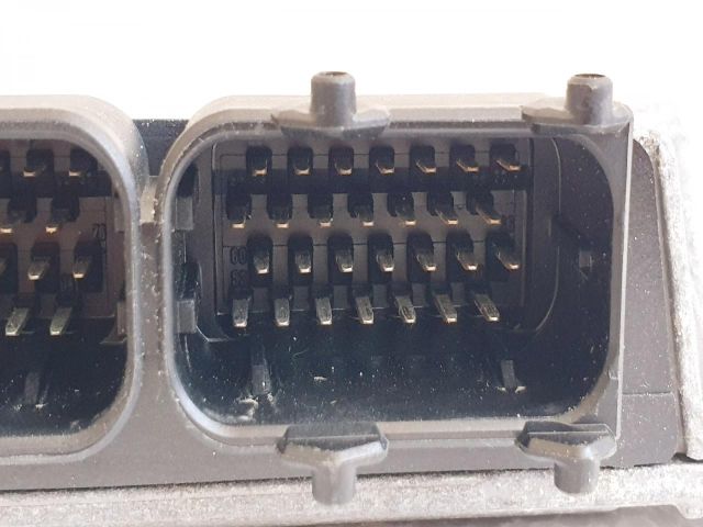 bontott VW POLO IV Motorvezérlő