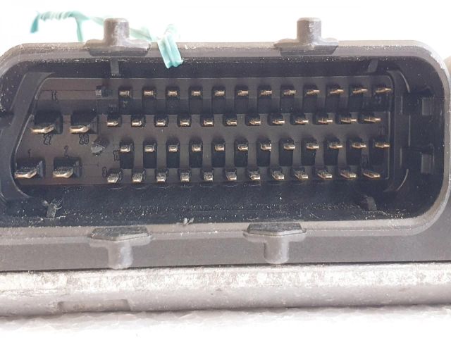 bontott VW POLO IV Motorvezérlő