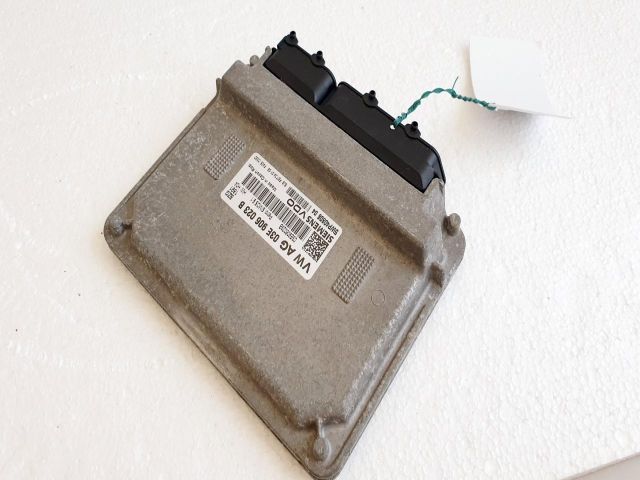 bontott VW POLO IV Motorvezérlő