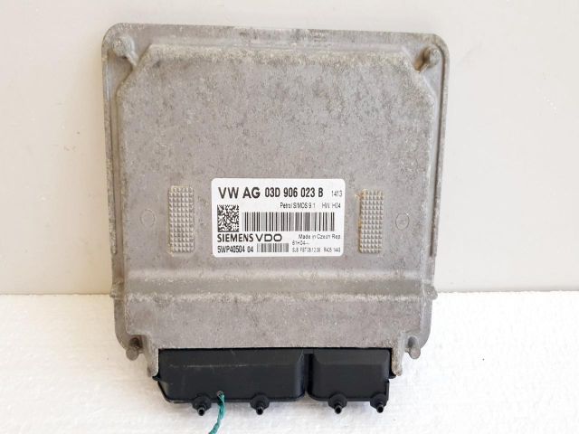 bontott VW POLO IV Motorvezérlő