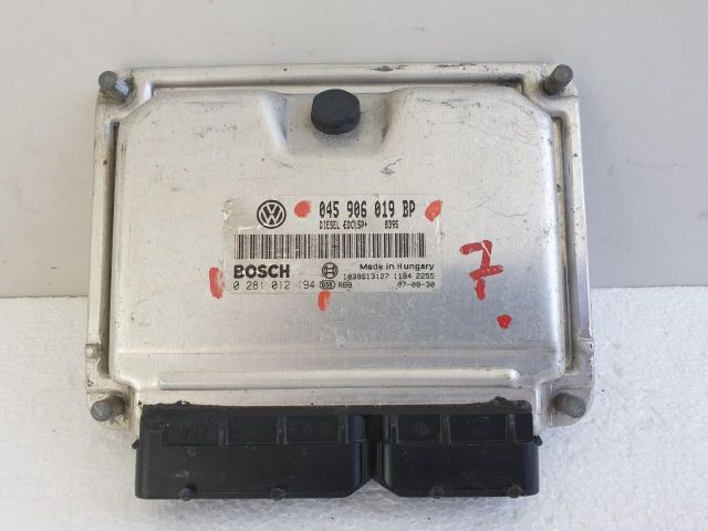 bontott VW POLO IV Motorvezérlő