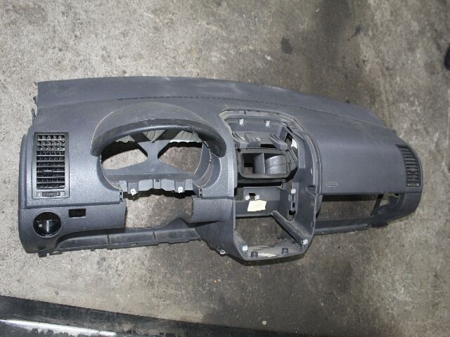 bontott VW POLO IV Műszerfal Héj