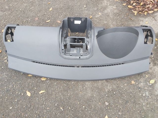 bontott VW POLO IV Műszerfal Héj