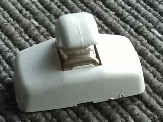 bontott VW POLO IV Napellenző Tartó (Pozíciófüggetlen)