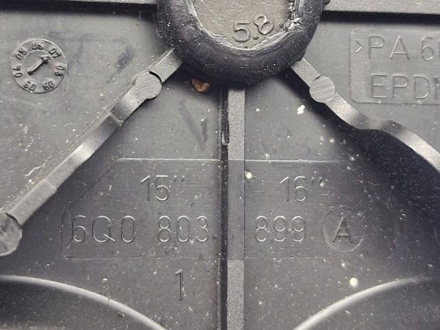 bontott VW POLO IV Pótkerék Rögzítő