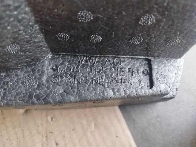 bontott VW POLO IV Pótkerék Szerszámtartó