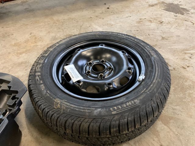 bontott VW POLO IV Pótkerék