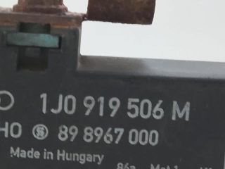 bontott VW POLO IV Relé