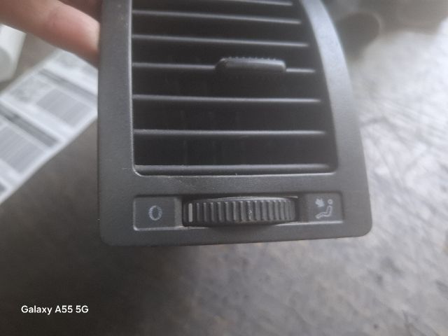 bontott VW POLO IV Szellőző Szett