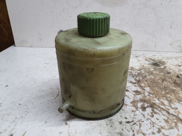 bontott VW POLO IV Szervóolaj Tartály