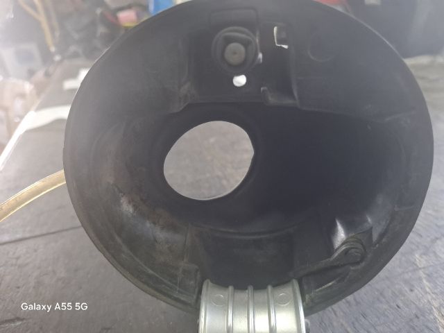 bontott VW POLO IV Tankajtó