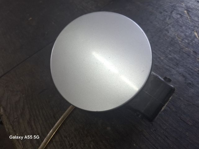 bontott VW POLO IV Tankajtó