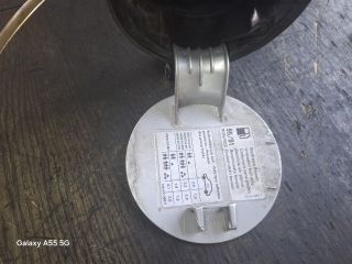 bontott VW POLO IV Tankajtó