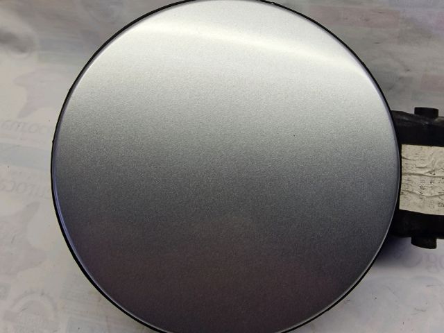 bontott VW POLO IV Tankajtó