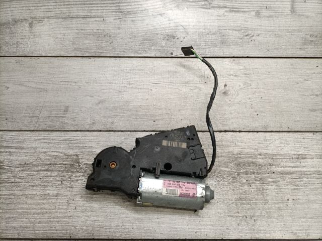 bontott VW POLO IV Tetőablak Motor