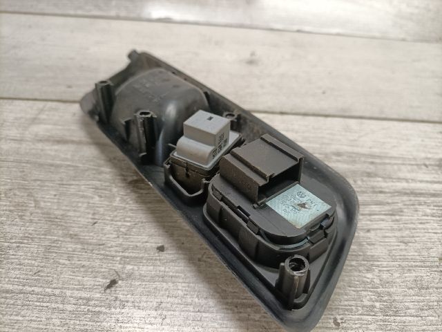 bontott VW POLO IV Tükör Kapcsoló