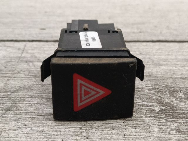 bontott VW POLO IV Vészvillogó Kapcsoló