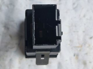 bontott VW POLO IV Vészvillogó Kapcsoló