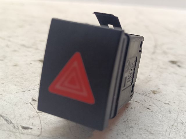 bontott VW POLO IV Vészvillogó Kapcsoló