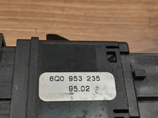 bontott VW POLO IV Vészvillogó Kapcsoló