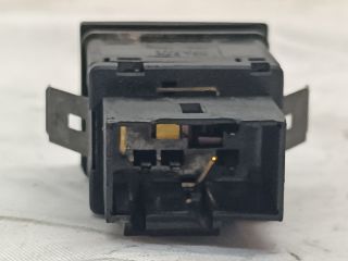 bontott VW POLO IV Vészvillogó Kapcsoló