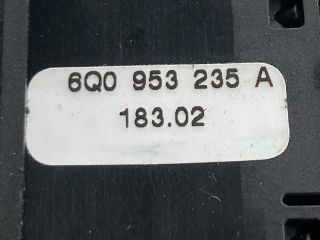 bontott VW POLO IV Vészvillogó Kapcsoló