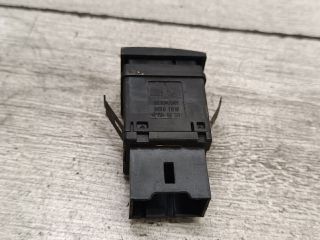 bontott VW POLO IV Vészvillogó Kapcsoló