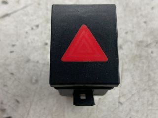 bontott VW POLO IV Vészvillogó Kapcsoló