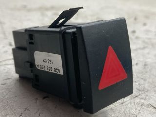 bontott VW POLO IV Vészvillogó Kapcsoló